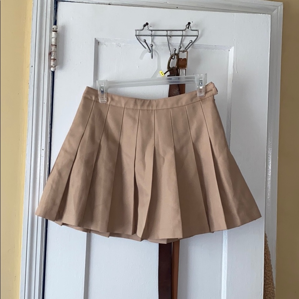 Pleated skirt